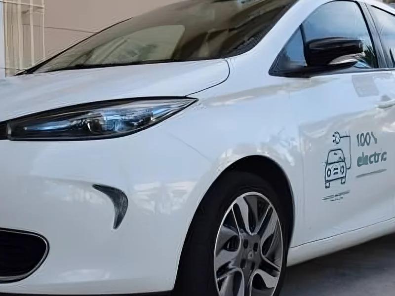 Coches de Cortesía 100% Eléctricos  Vincci Selección Aleysa 5* Málaga Coches de Cortesía 100% Eléctricos  Vincci Selección Aleysa 5* Málaga