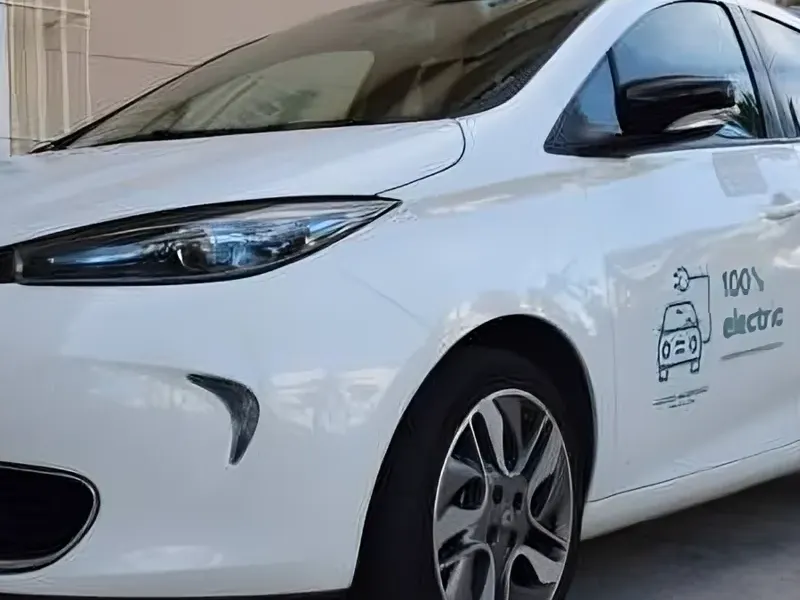 Auto di cortesia elettriche al 100% Vincci Selección Aleysa 5* Málaga Auto di cortesia elettriche al 100% Vincci Selección Aleysa 5* Málaga