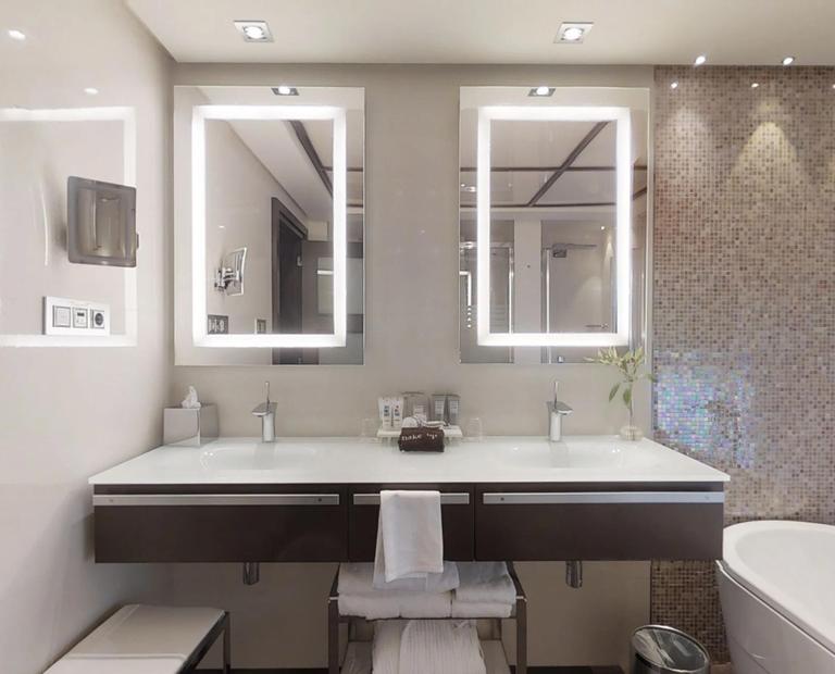 Suite vista ciudad Vincci Selección Aleysa 5* Málaga Suite vista ciudad Vincci Selección Aleysa 5* Málaga